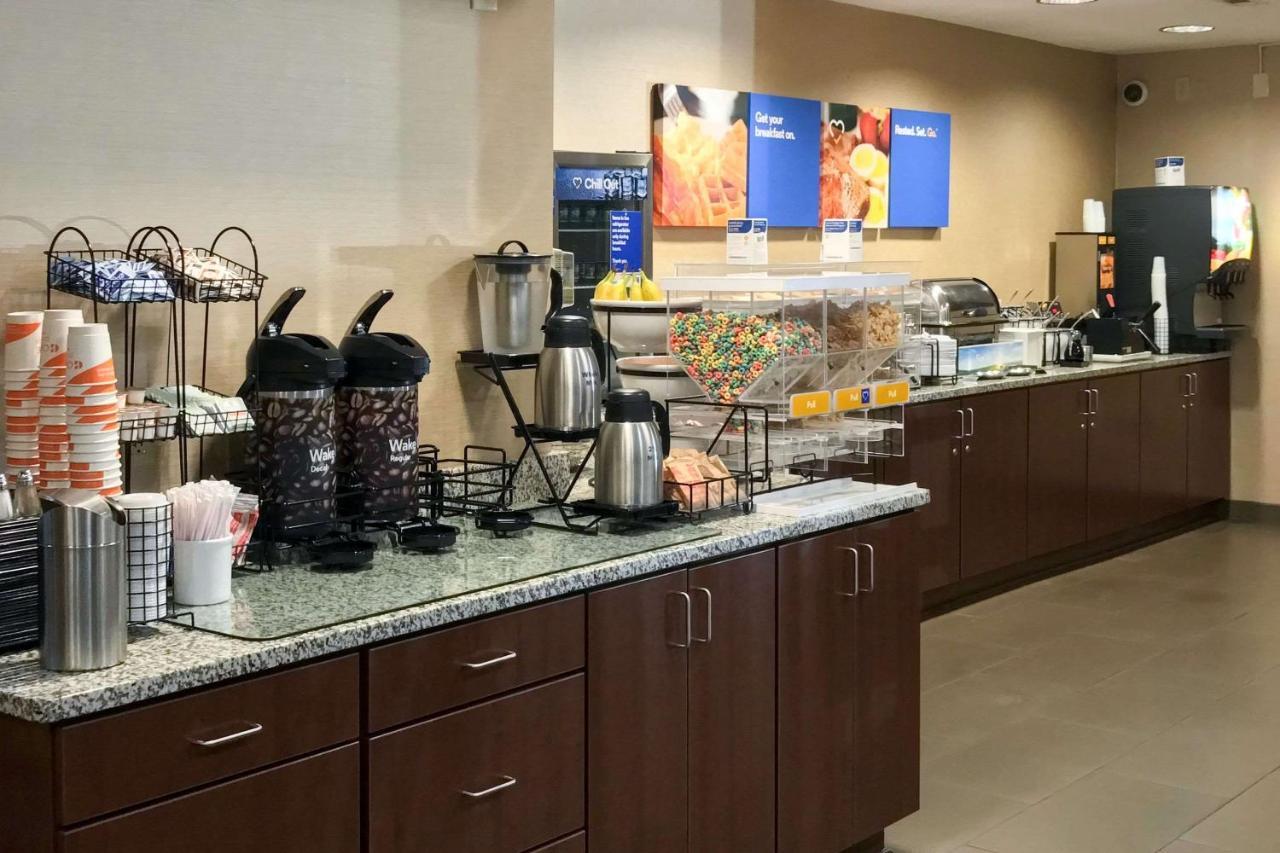 Giles Hotel Inn And Suites Pulaski 외부 사진