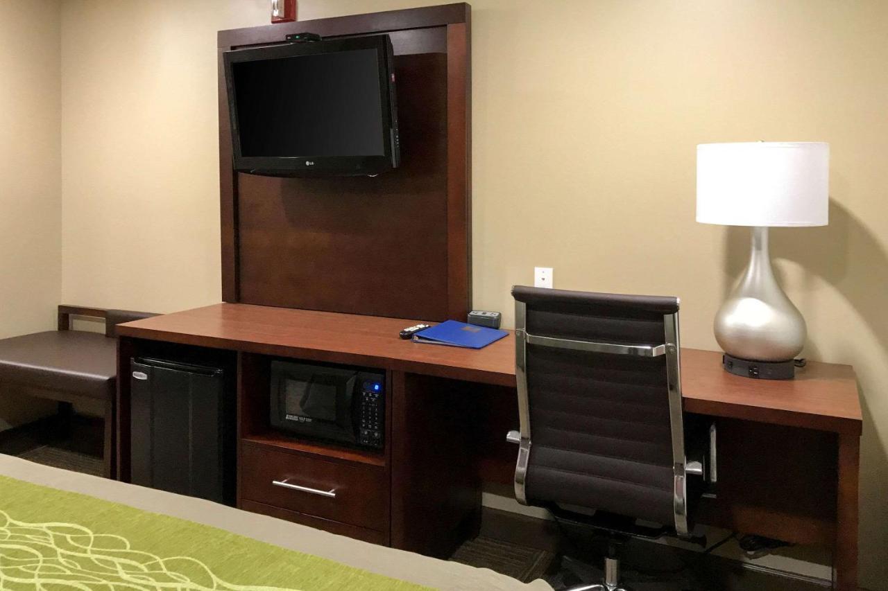 Giles Hotel Inn And Suites Pulaski 외부 사진