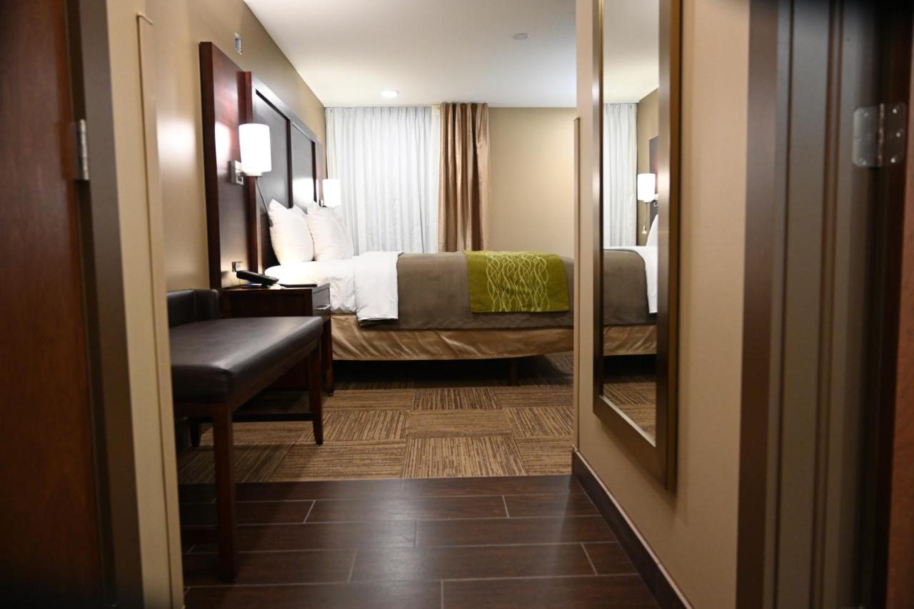 Giles Hotel Inn And Suites Pulaski 외부 사진