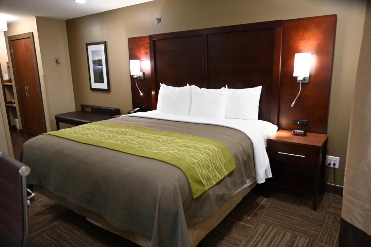 Giles Hotel Inn And Suites Pulaski 외부 사진