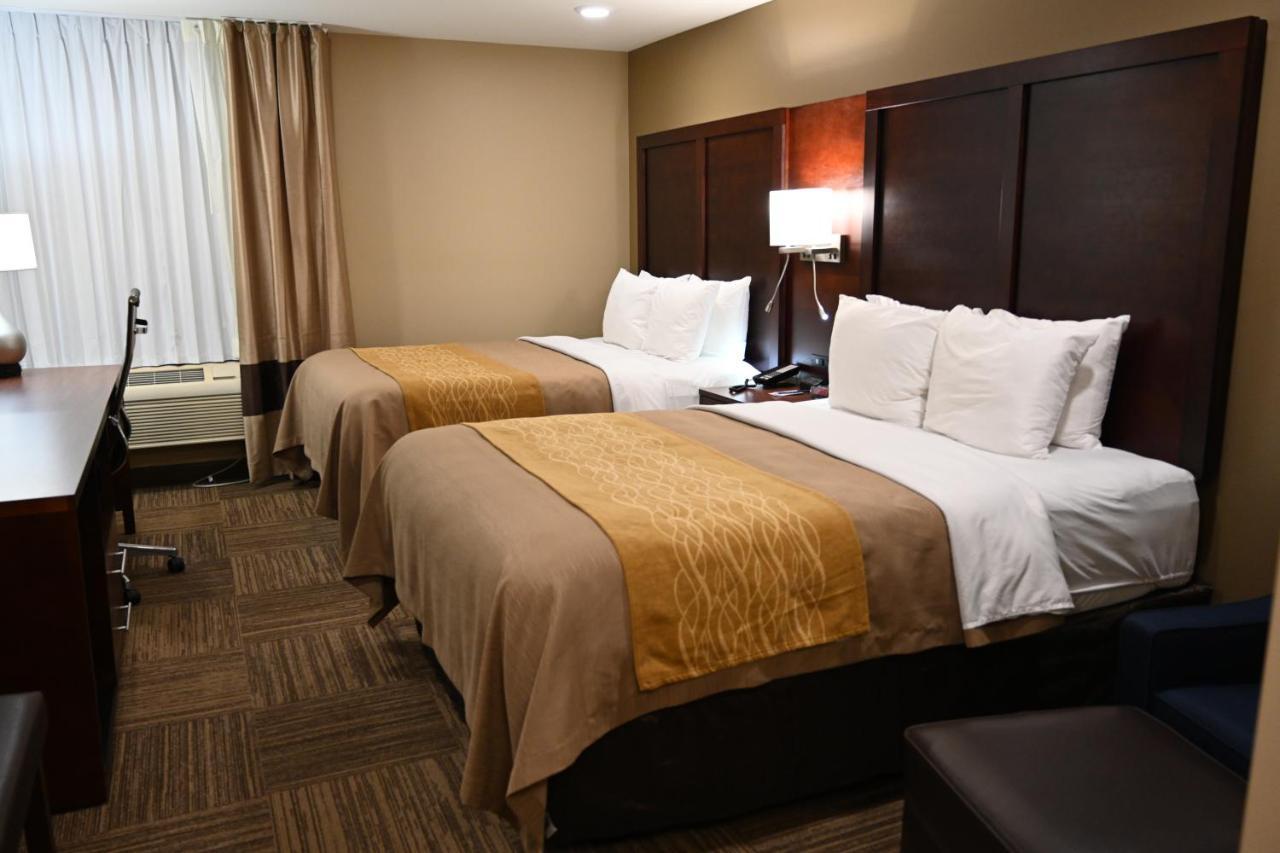 Giles Hotel Inn And Suites Pulaski 외부 사진