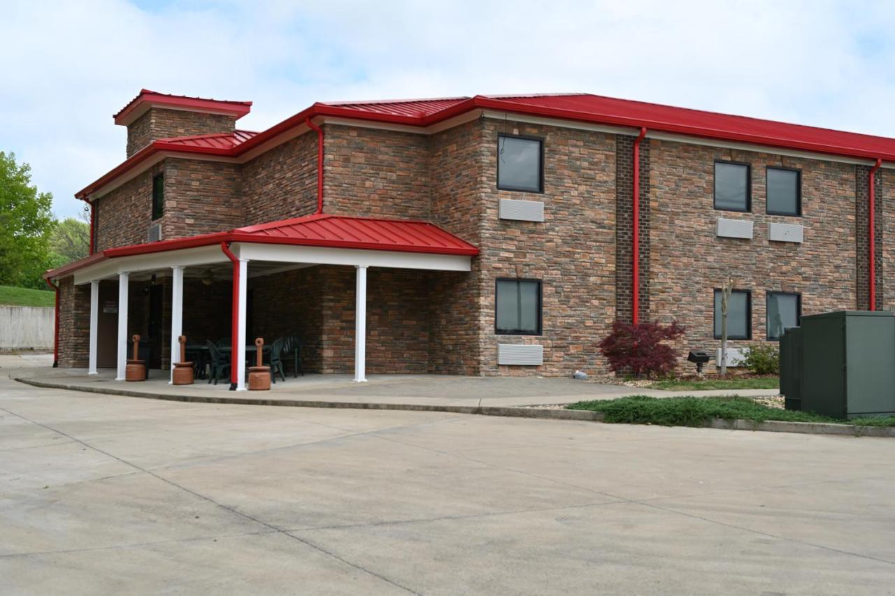 Giles Hotel Inn And Suites Pulaski 외부 사진