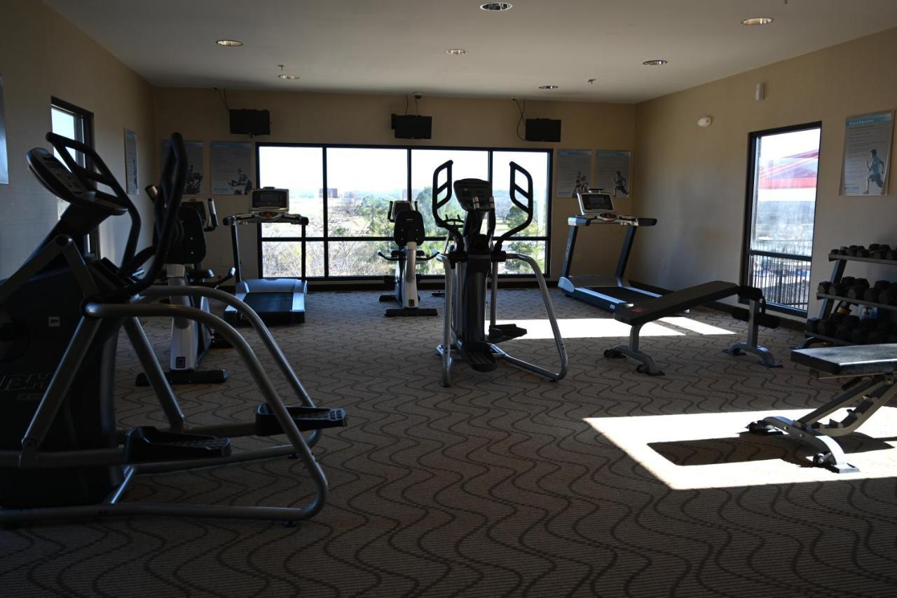 Giles Hotel Inn And Suites Pulaski 외부 사진