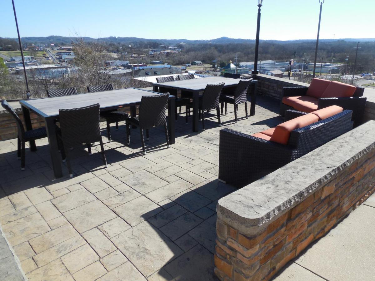 Giles Hotel Inn And Suites Pulaski 외부 사진