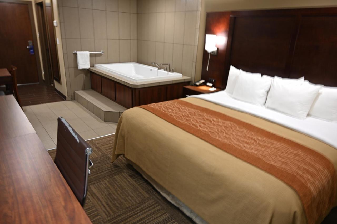 Giles Hotel Inn And Suites Pulaski 외부 사진