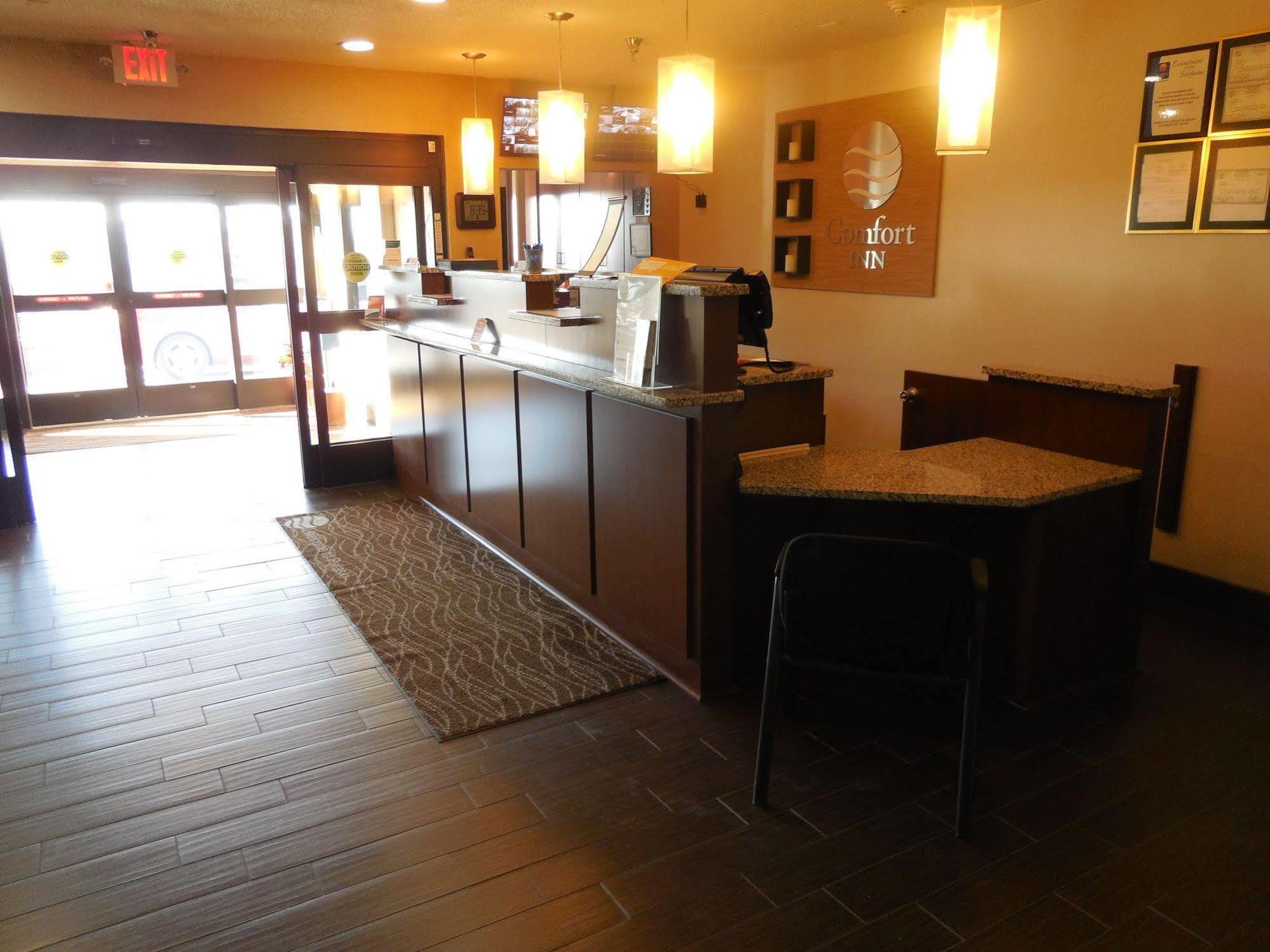 Giles Hotel Inn And Suites Pulaski 외부 사진