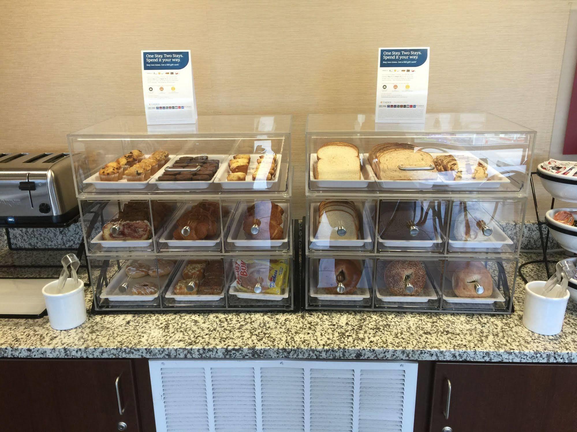 Giles Hotel Inn And Suites Pulaski 외부 사진
