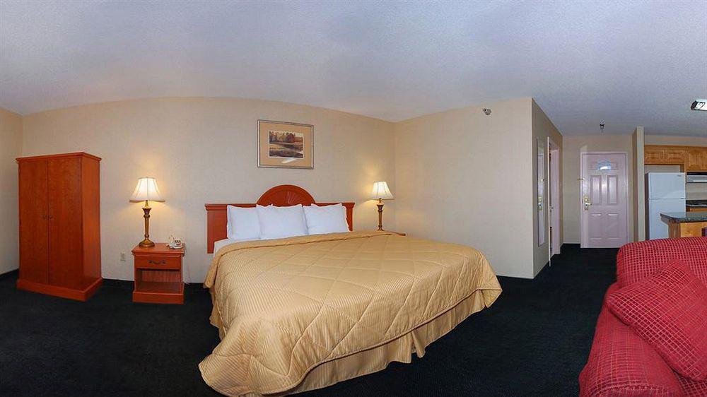 Giles Hotel Inn And Suites Pulaski 외부 사진